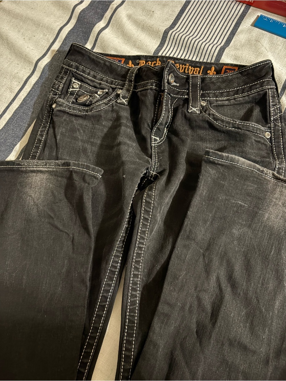 Rock Revival Jen Bootcut Jeans Size 29 Sequin Pockets Excellent Condition